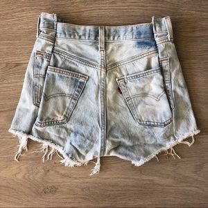 LAT CHANCE Vintage Cutoff Shorts